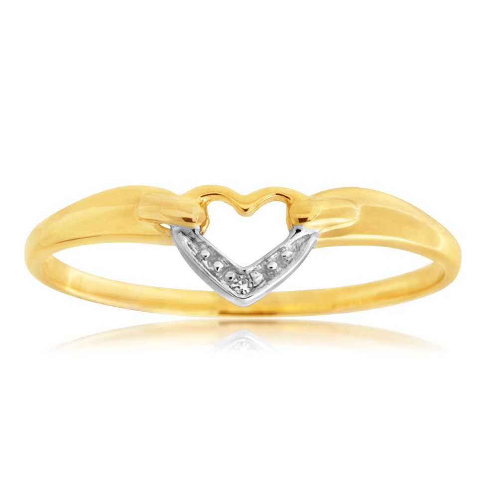 9ct Yellow Gold Diamond Heart Ring with 1 Brilliant Cut Diamond