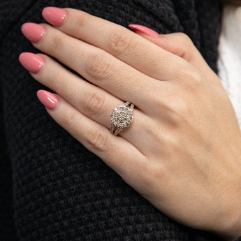 9ct White Gold 1 Carat Diamond Round Shape Cluster  Ring