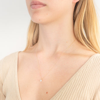 9ct Yellow Gold Diamond Pendant with 7 Brilliant Diamonds on 9ct Chain