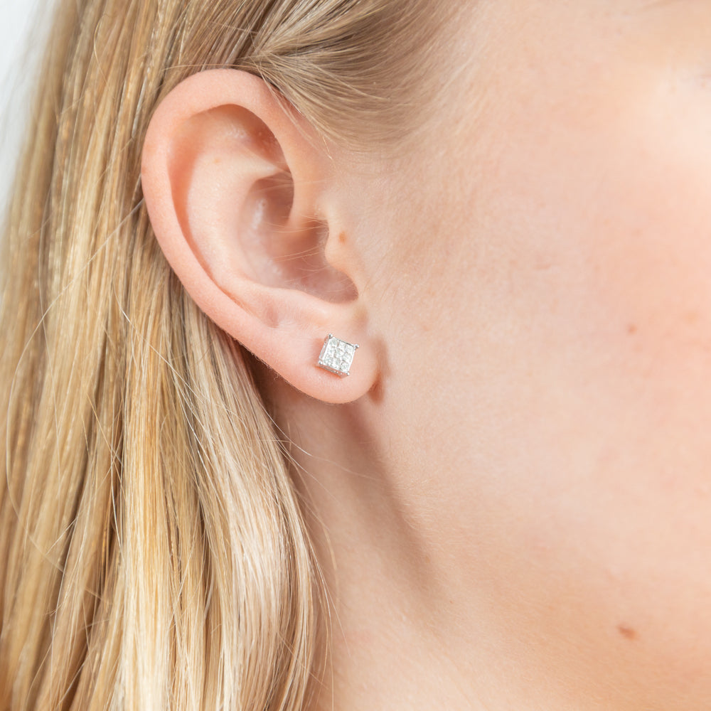 14ct White Gold 1/4 Carat Diamond Stud Earrings