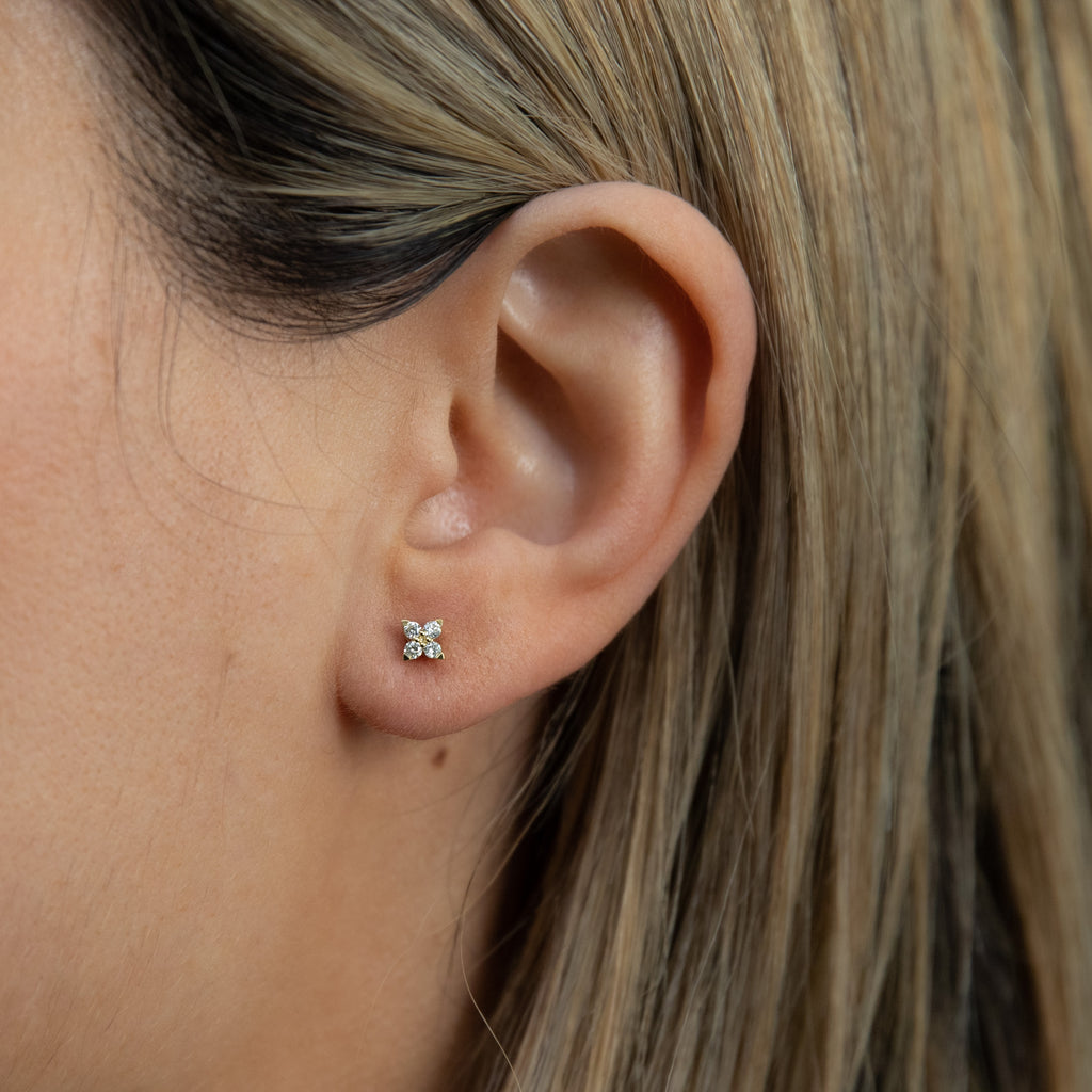 Flawless Cut 1/8 Carat Diamond Stud Earrings in 9ct Yellow Gold