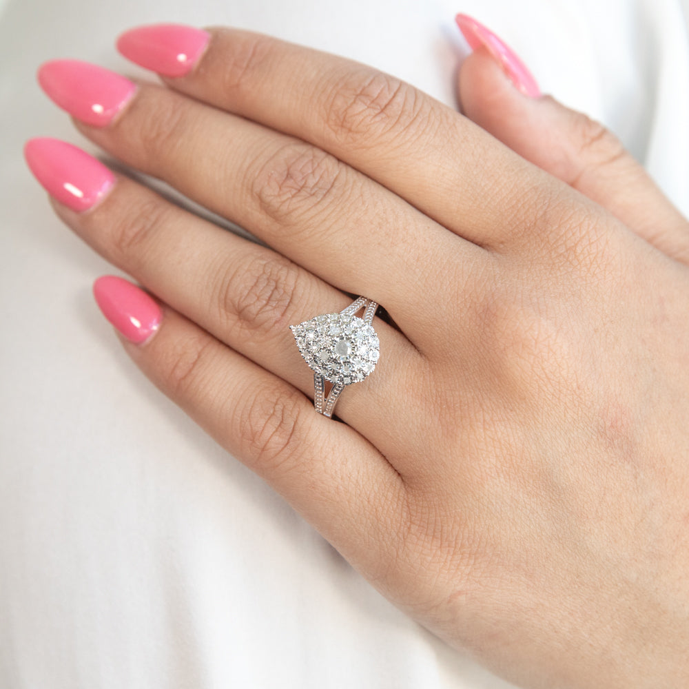 30 Cent Heart Diamond Ring | Jewelbox