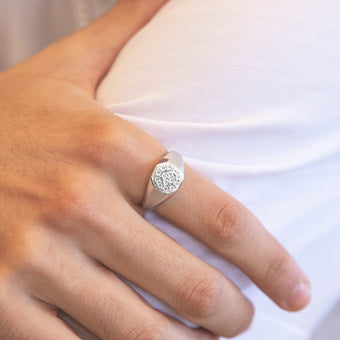 14 Brilliant Cut Diamonds Gents Ring in Sterling Silver