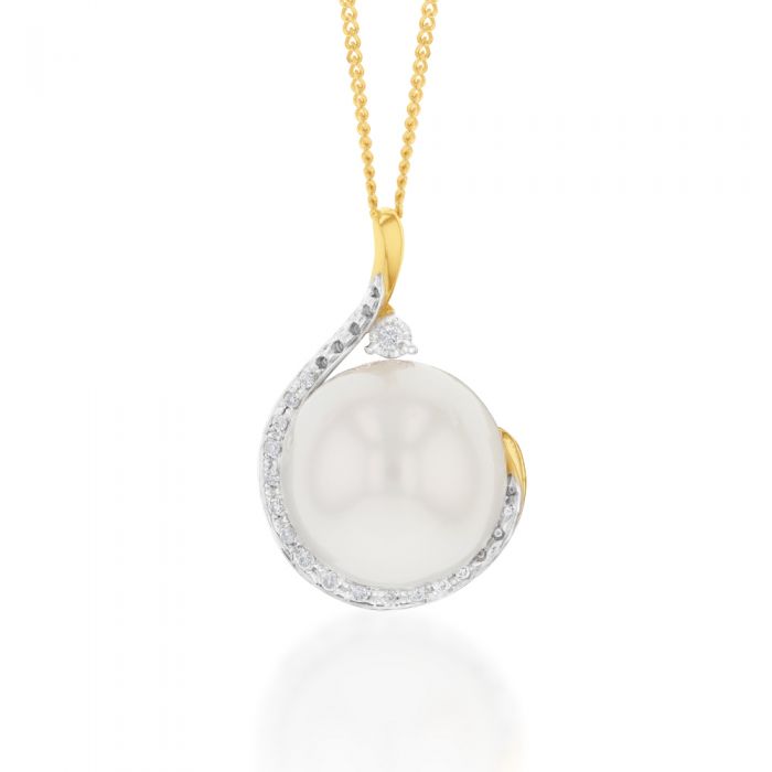 9ct 13-15mm White South Sea Pearl and Diamond Pendant on 45cm Chain