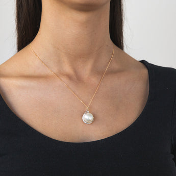 9ct 13-15mm White South Sea Pearl and Diamond Pendant on 45cm Chain